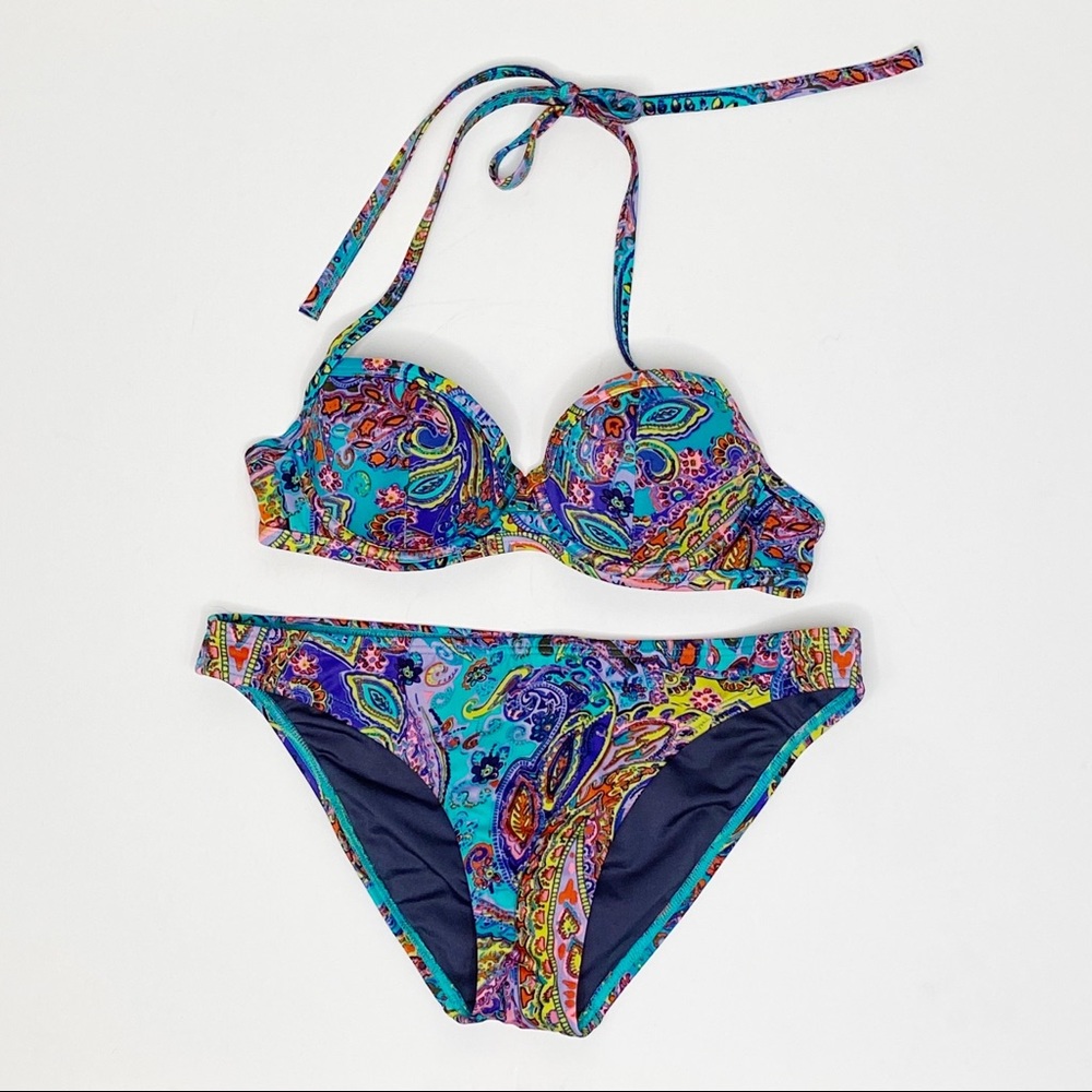Victoria’s Secret Bikini - Picture 1 of 5